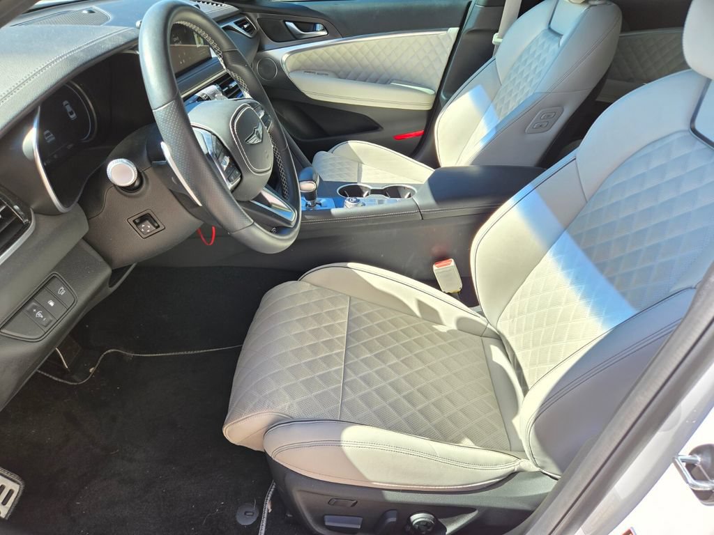 Used 2025 Genesis G70 3.3T Advanced w/ Sport Prestige Package RWD image 6