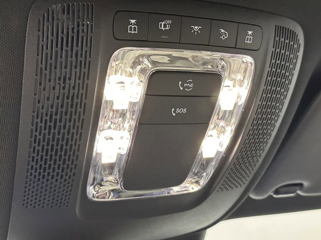 Certified 2025 Mercedes-Benz GLA 250 image 32