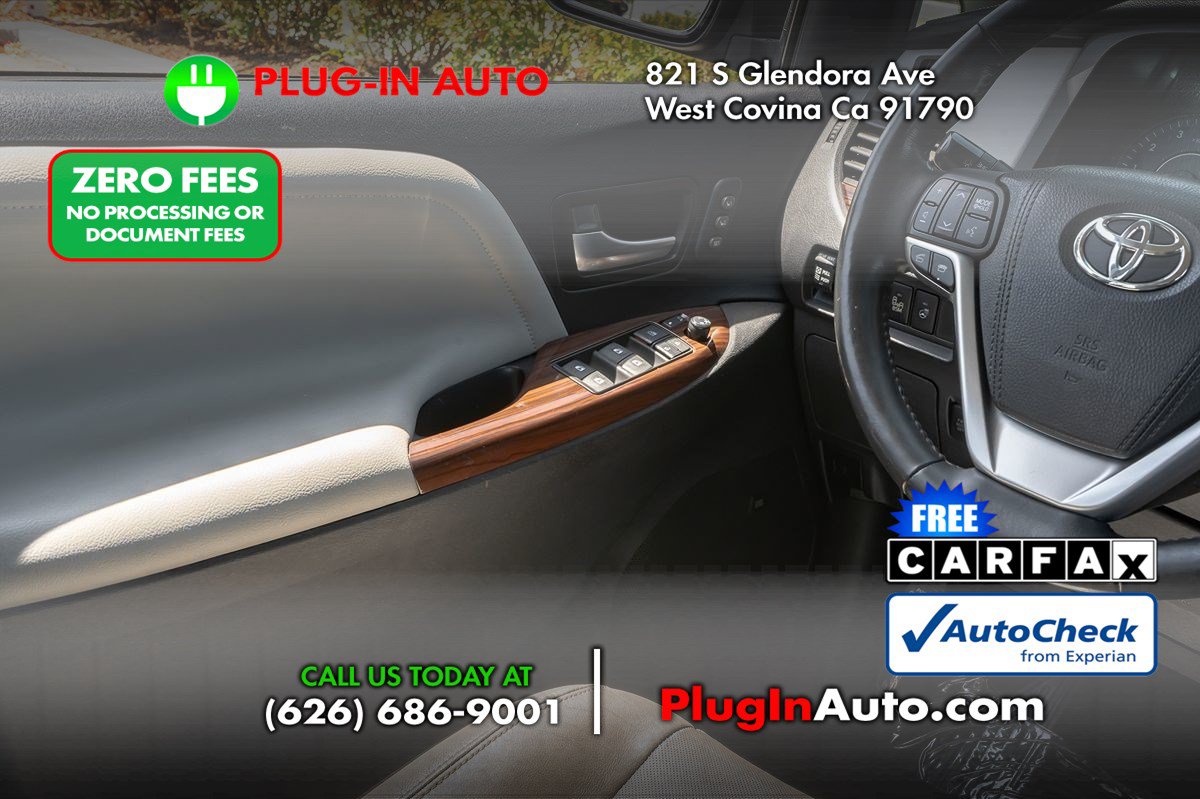 Used 2015 Toyota Sienna Limited FWD image 19
