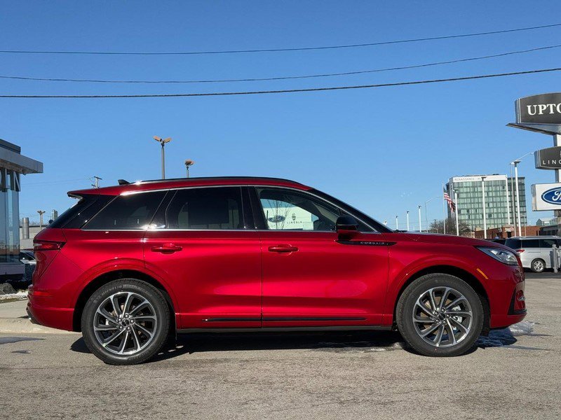 New 2026 Lincoln Corsair Grand Touring image 2