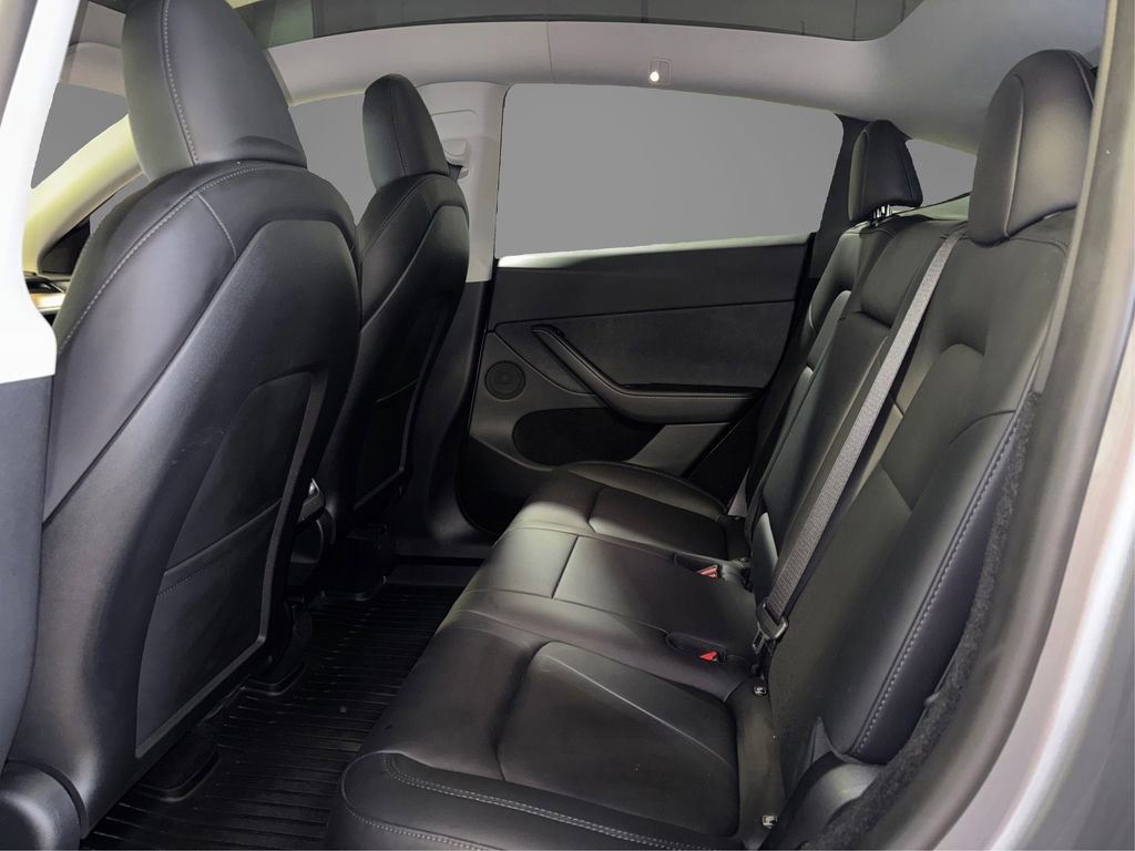 Used 2024 Tesla Model Y Long Range image 10