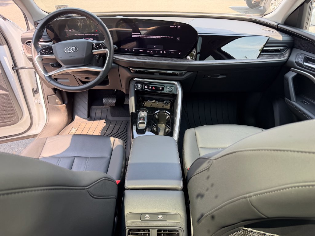 Certified 2025 Audi Q5 Premium w/ Convenience Package AWD/4WD image 20
