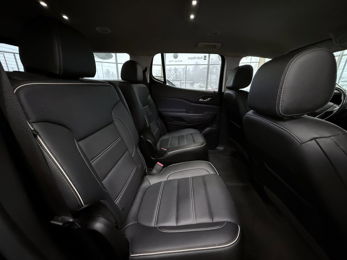 Used 2021 GMC Acadia Denali w/ Trailering Package FWD image 28