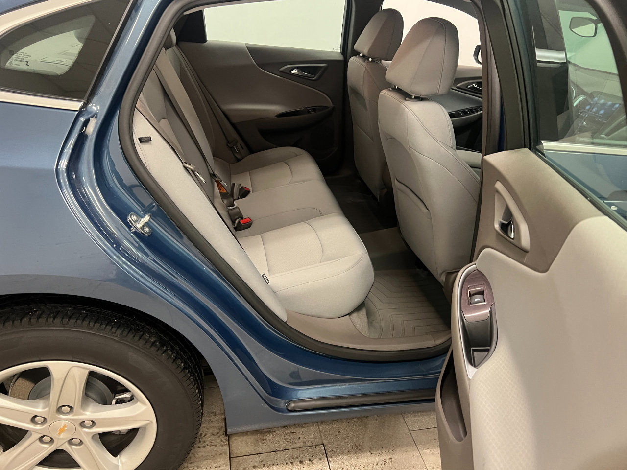 Used 2024 Chevrolet Malibu LS image 26