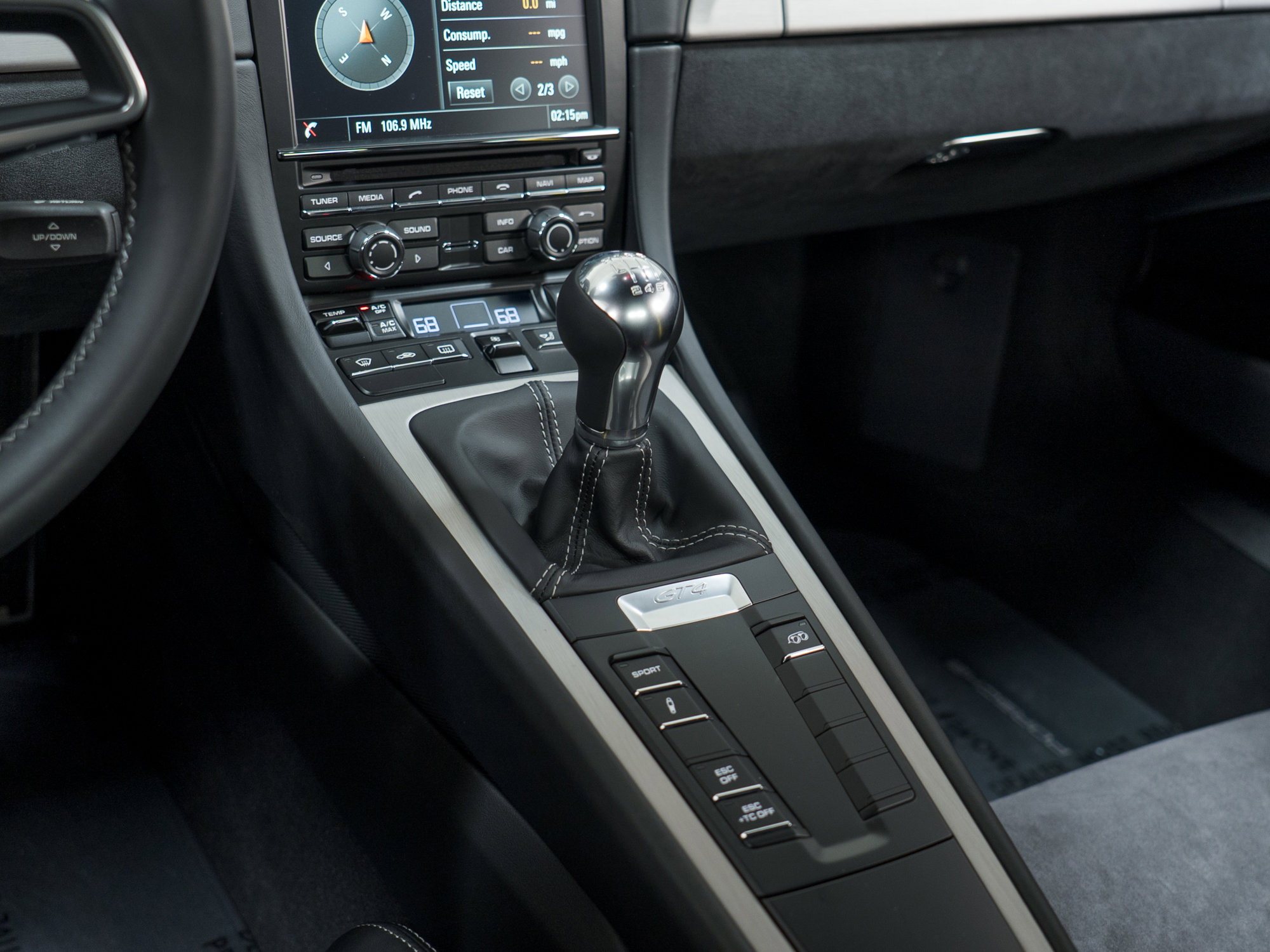 Used 2016 Porsche Cayman GT4 image 28