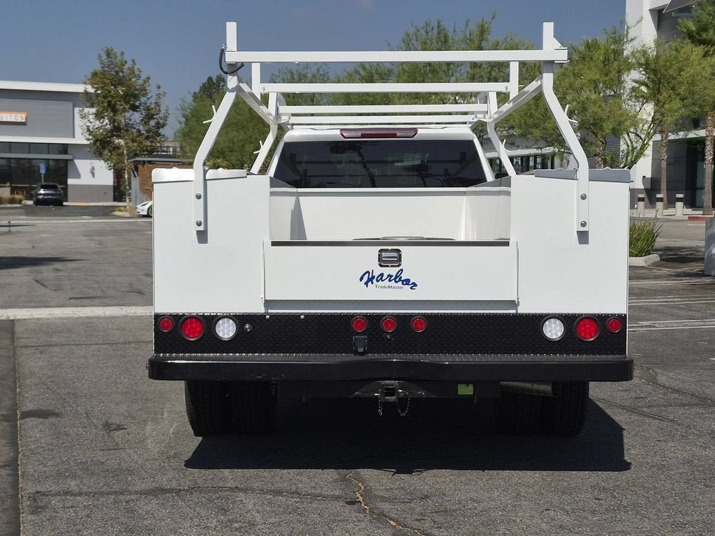 New 2026 GMC Sierra 3500 Pro w/ Convenience Package RWD image 8