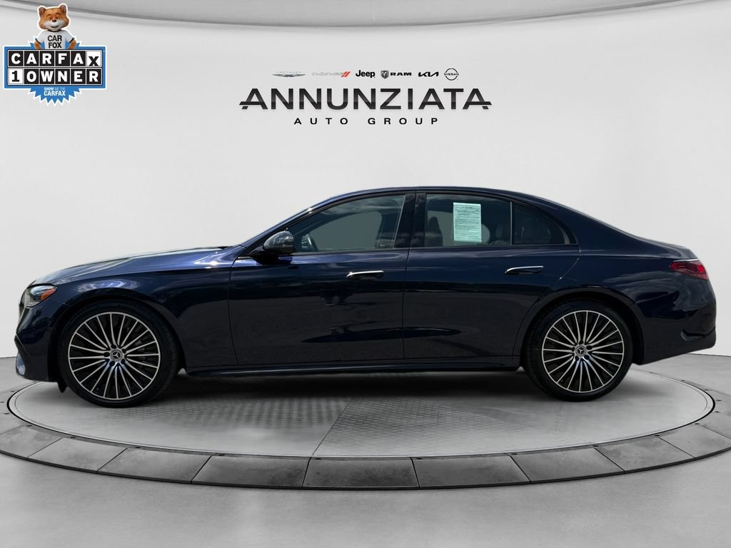 Used 2025 Mercedes-Benz E 350 4MATIC Sedan image 2