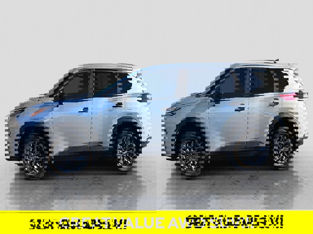 Used 2024 Nissan Rogue S image 2