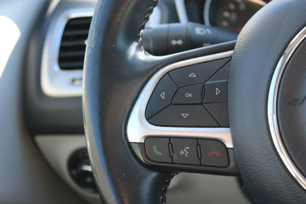 Used 2018 Jeep Compass Latitude w/ Popular Equipment Group image 13