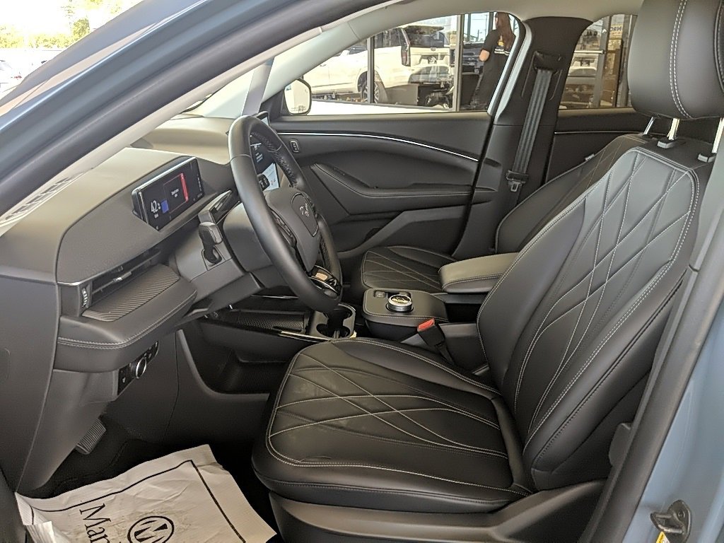 Used 2024 Ford Mustang Mach-E Select image 9
