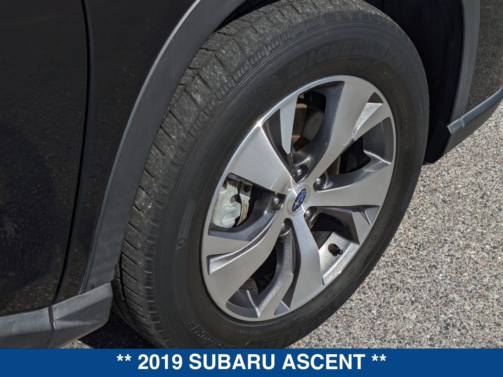 Used 2019 Subaru Ascent Premium image 12