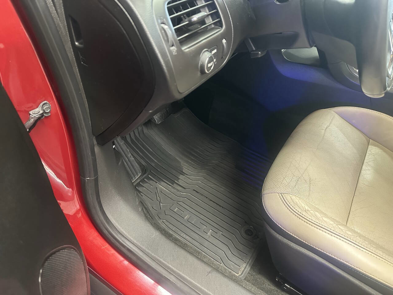 Used 2012 Chevrolet Volt Premium w/ Premium Trim Package image 31