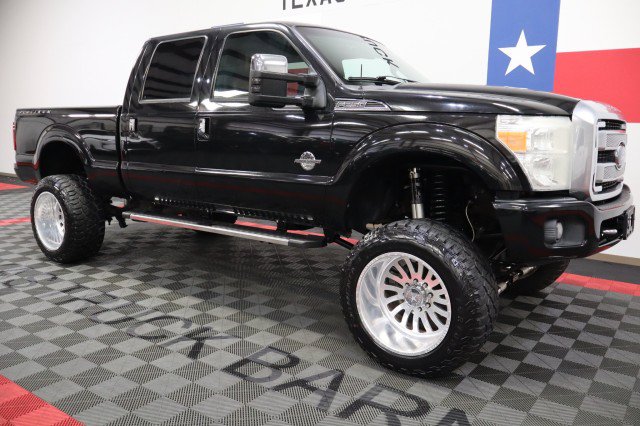 Used 2014 Ford F250 Platinum w/ FX4 Off-Road Package AWD/4WD image 16