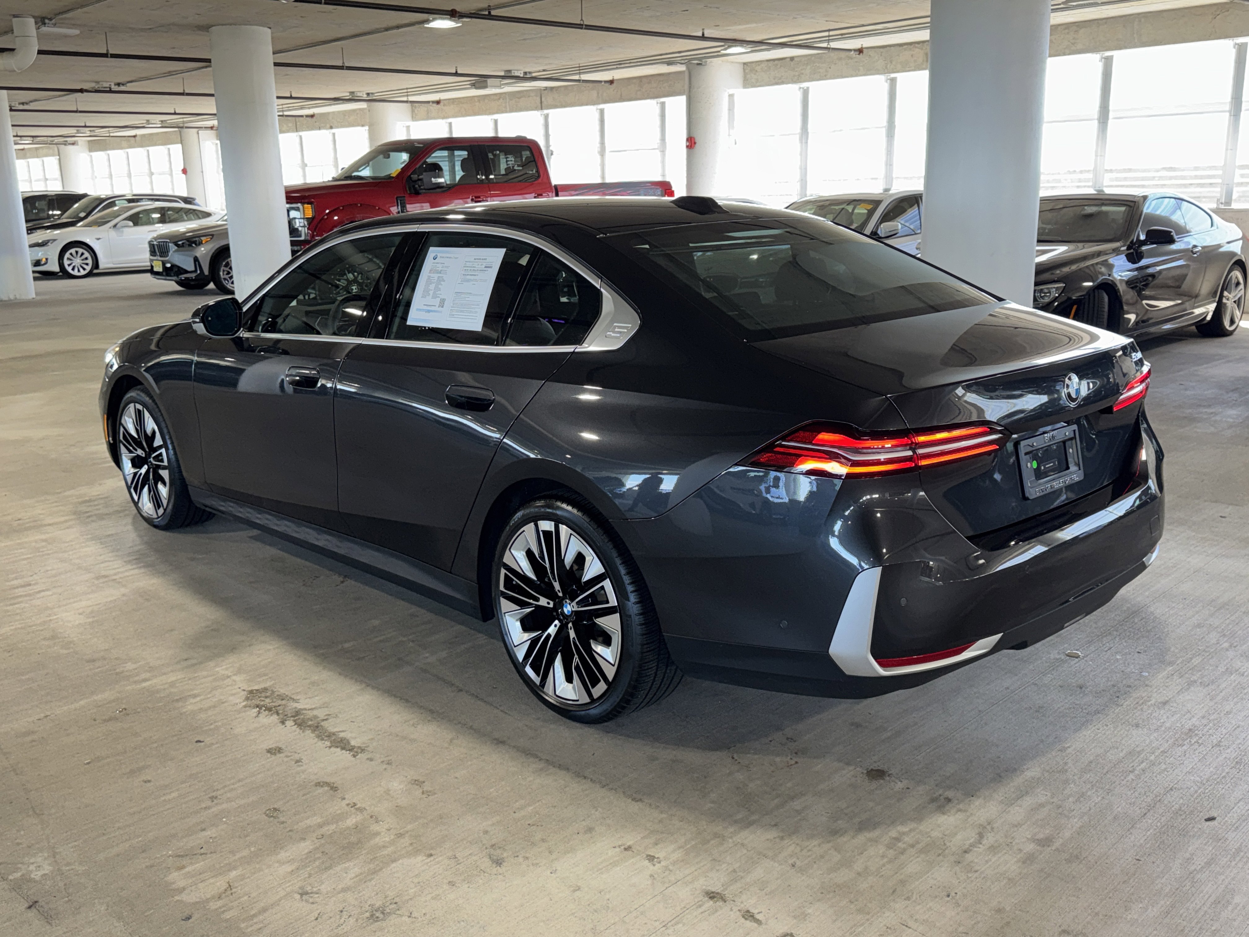 Certified 2025 BMW 530i image 6