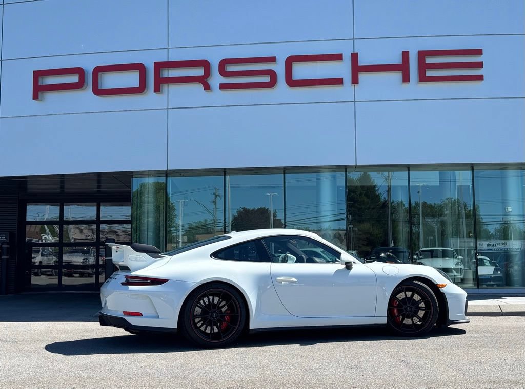 Used 2018 Porsche 911 GT3 RWD image 12