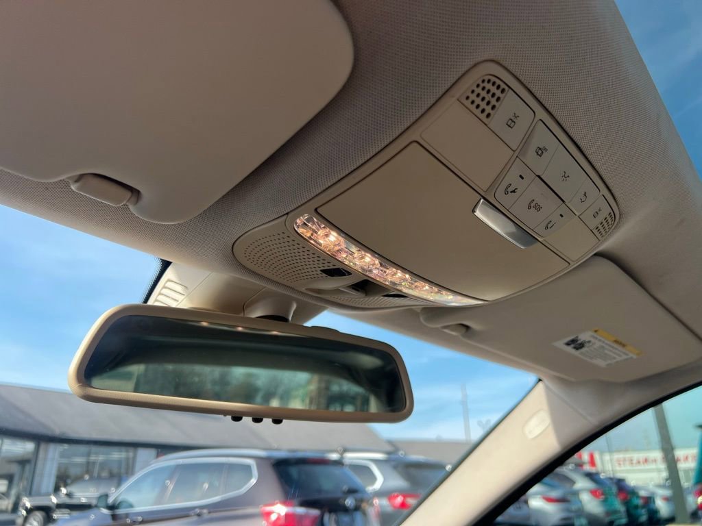 Used 2016 Mercedes-Benz C 300 4MATIC Sedan image 36