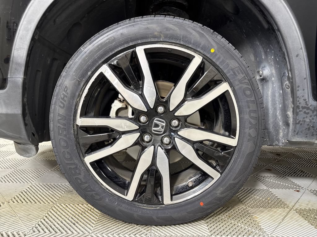 Used 2019 Honda Pilot Touring image 24