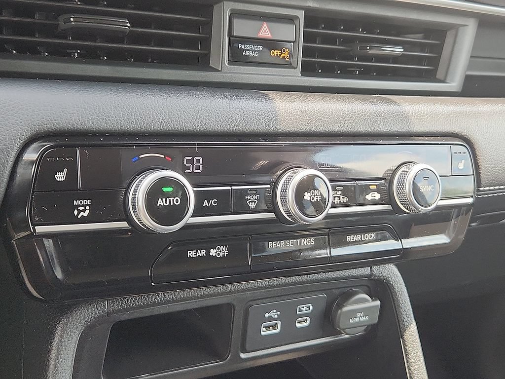 Used 2023 Honda Pilot EX-L image 11