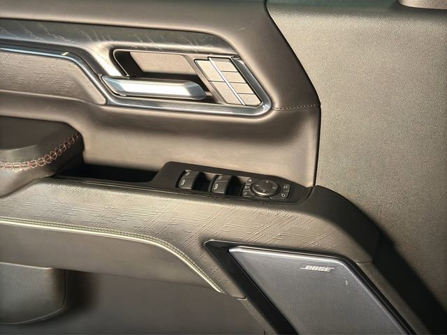 Used 2024 GMC Sierra 2500 AT4X image 15