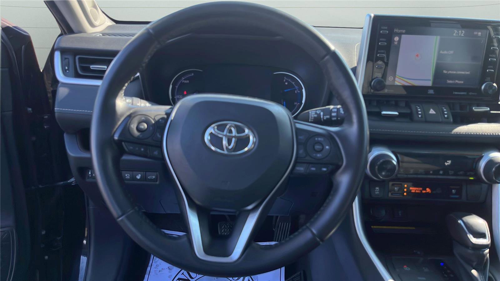 Used 2020 Toyota RAV4 Limited image 5