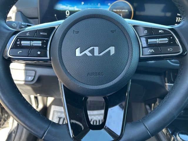 Used 2025 Kia Seltos EX image 23
