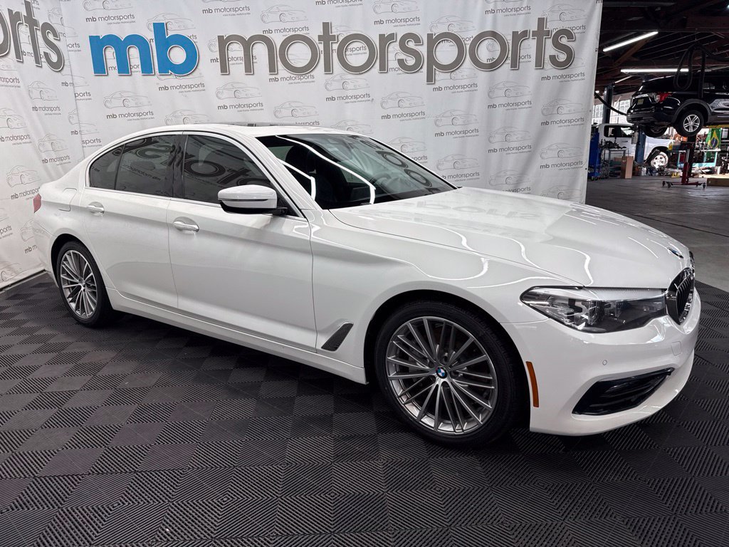 Used 2018 BMW 530i xDrive AWD/4WD image 10
