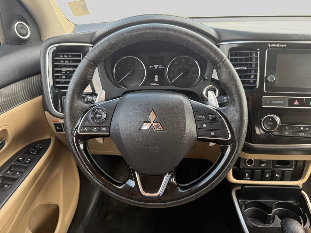 Used 2019 Mitsubishi Outlander GT AWD/4WD image 16