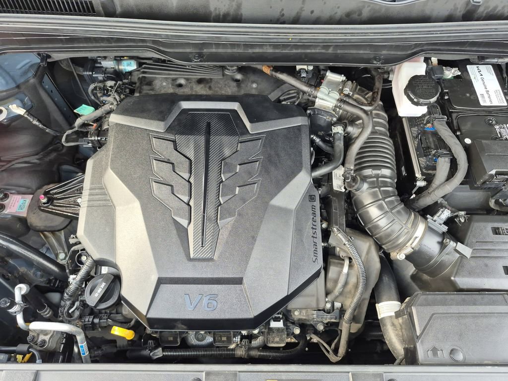 Certified 2023 Kia Carnival SX image 18