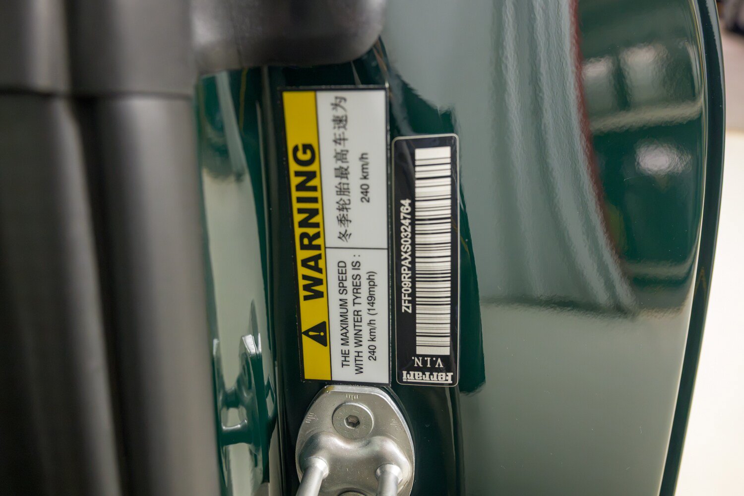 Used 2025 Ferrari Roma Spider RWD image 41