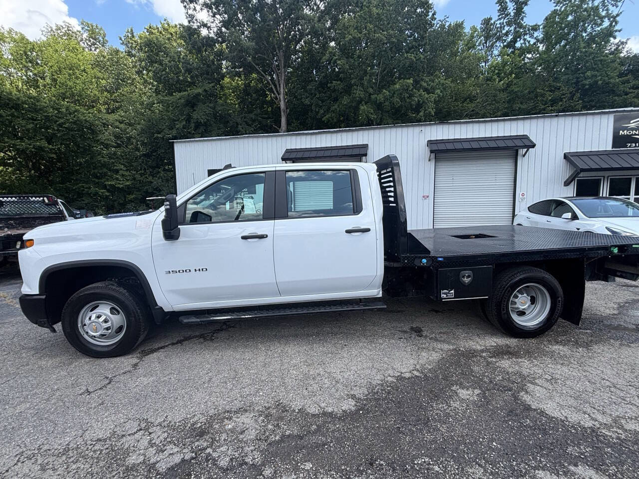 Used 2024 Chevrolet Silverado 3500 W/T w/ Snow Plow Prep Package image 4