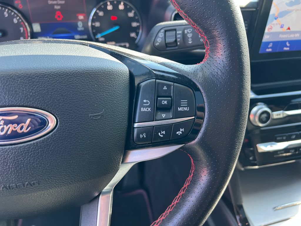 Used 2023 Ford Explorer ST-Line AWD/4WD image 29