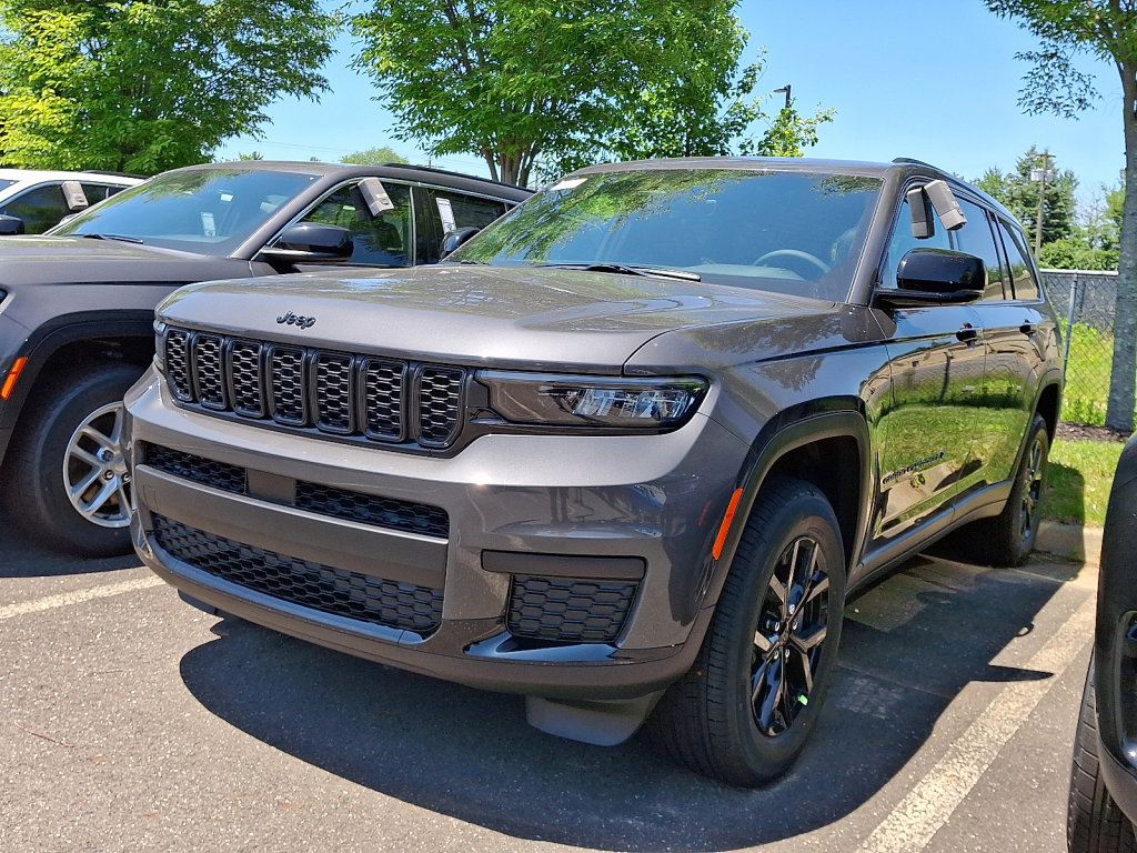 New 2025 Jeep Grand Cherokee L Altitude
