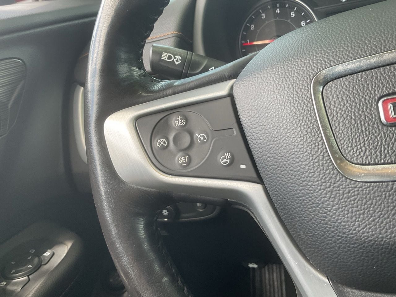 Used 2019 GMC Terrain SLT w/ Preferred Package FWD image 31