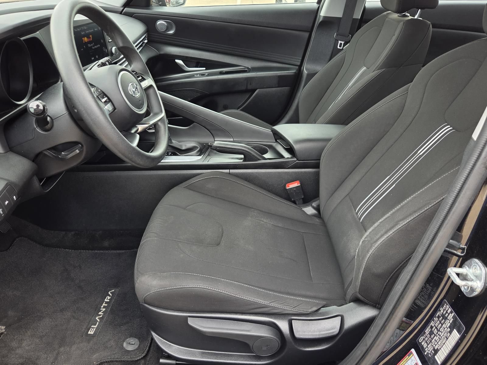 Certified 2023 Hyundai Elantra SEL FWD image 15