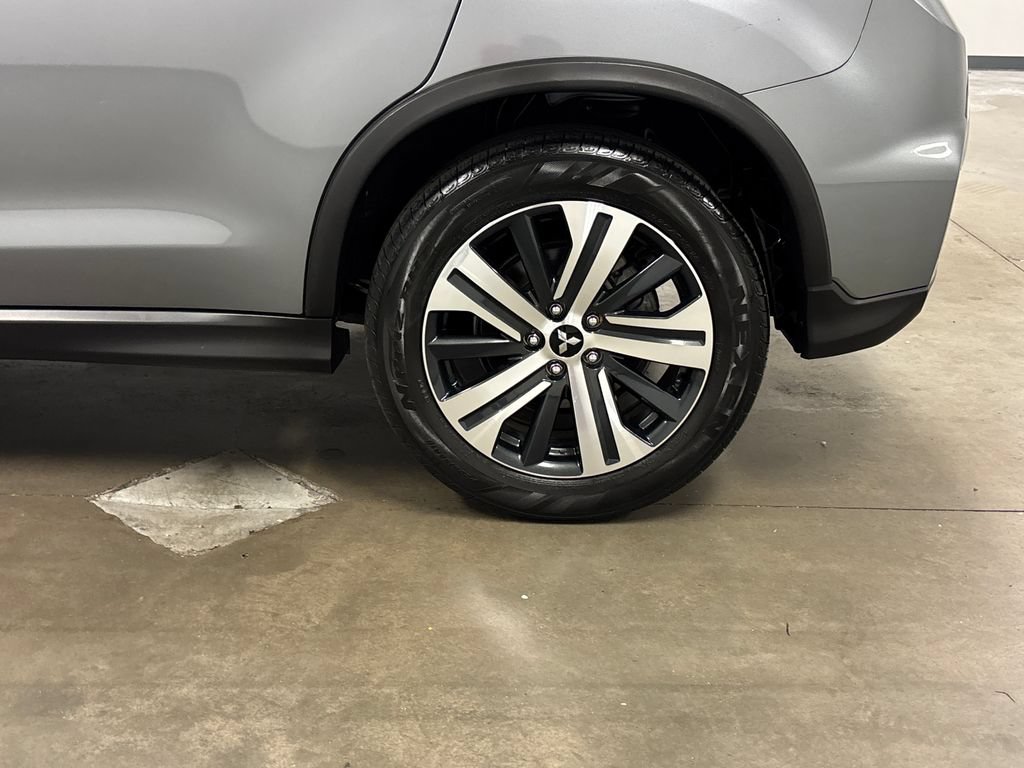 Used 2024 Mitsubishi Outlander Sport AWD image 12