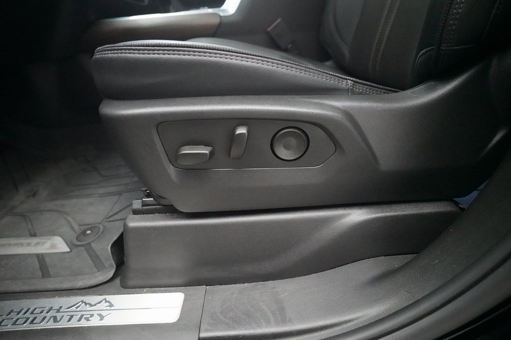 Used 2024 Chevrolet Silverado 1500 High Country image 28