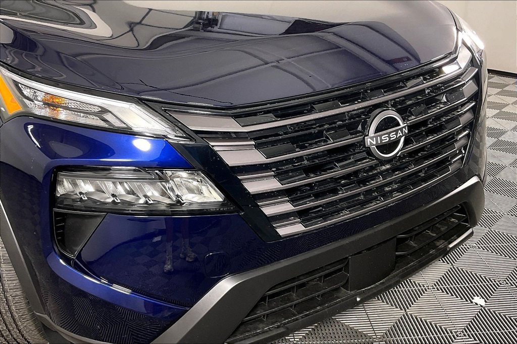 New 2026 Nissan Rogue SV FWD image 25