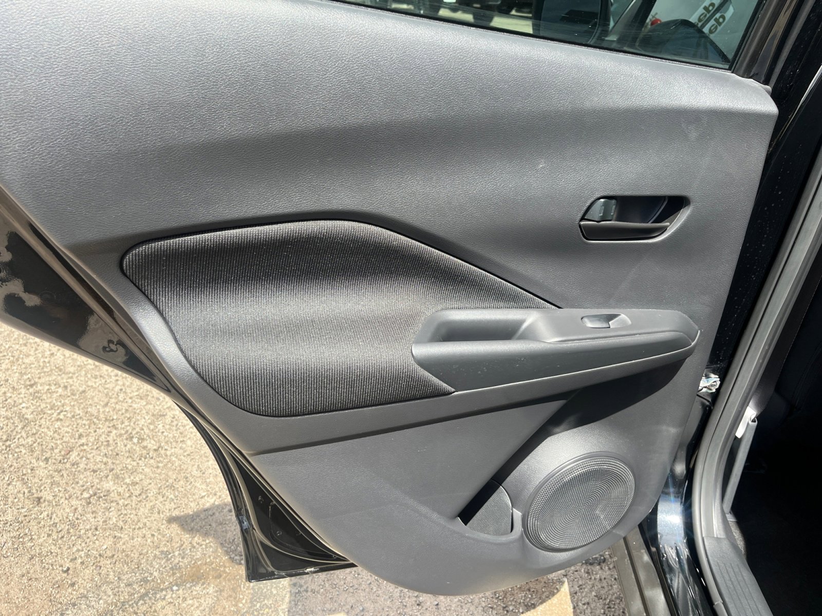 Used 2025 Nissan Kicks Play S image 16