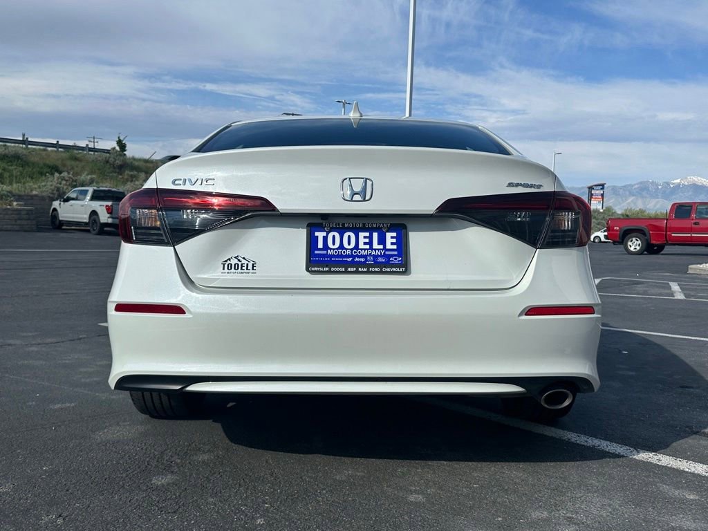 Used 2025 Honda Civic Sport image 5