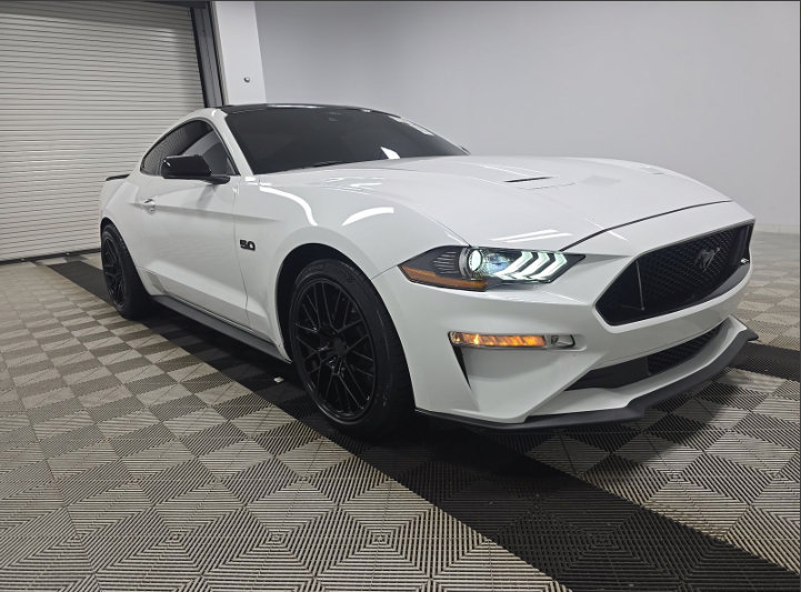 Used 2022 Ford Mustang GT Premium w/ Black Accent Package RWD image 31