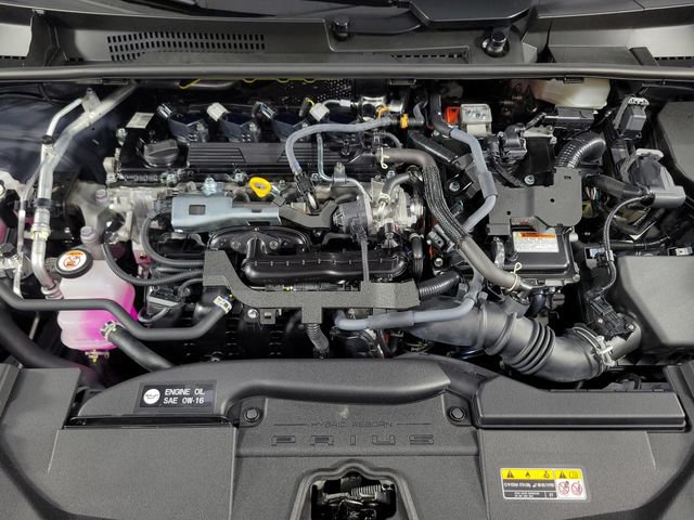 Used 2025 Toyota Prius Limited FWD image 13