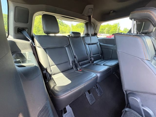 Used 2025 Ford Expedition Tremor AWD/4WD image 34
