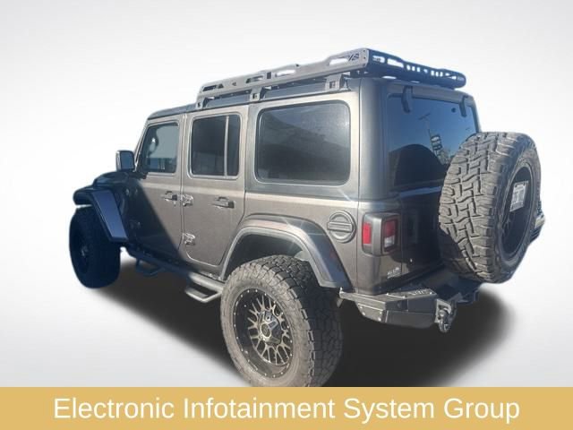 Used 2018 Jeep Wrangler Unlimited Sahara w/ Dual Top Group image 4