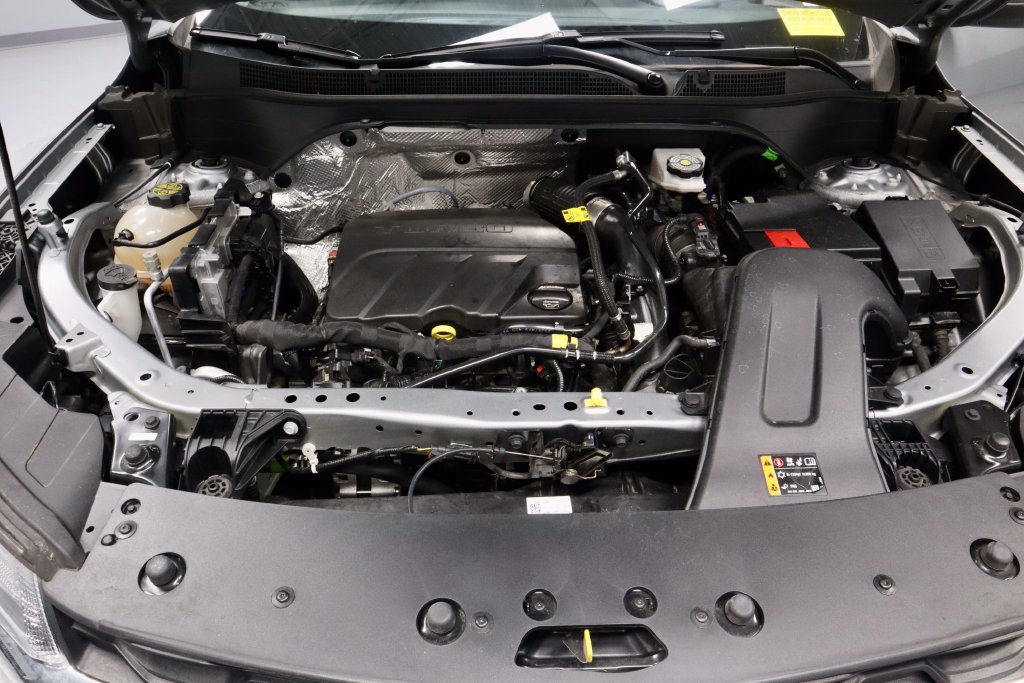 Used 2025 Chevrolet Trax LS FWD image 16