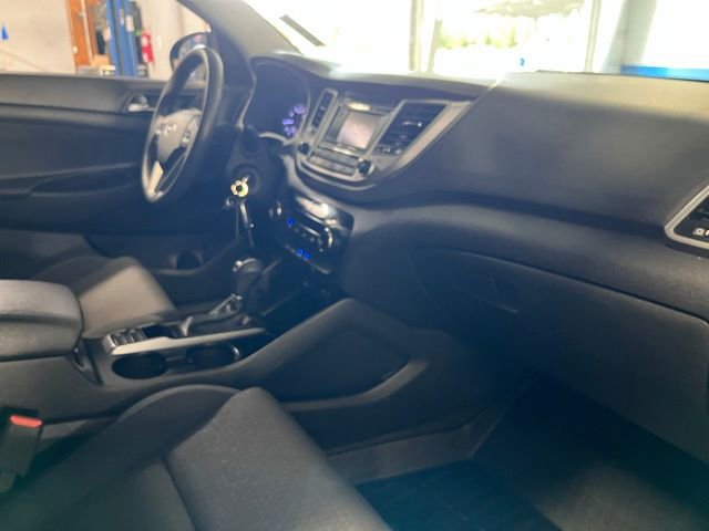 Used 2017 Hyundai Tucson SE image 11