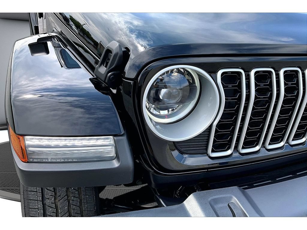 Certified 2024 Jeep Wrangler Unlimited Sahara AWD/4WD image 52