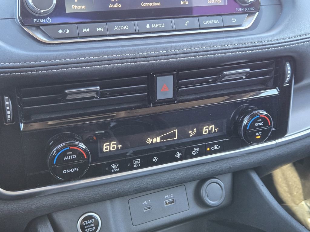 Used 2022 Nissan Rogue SV image 19