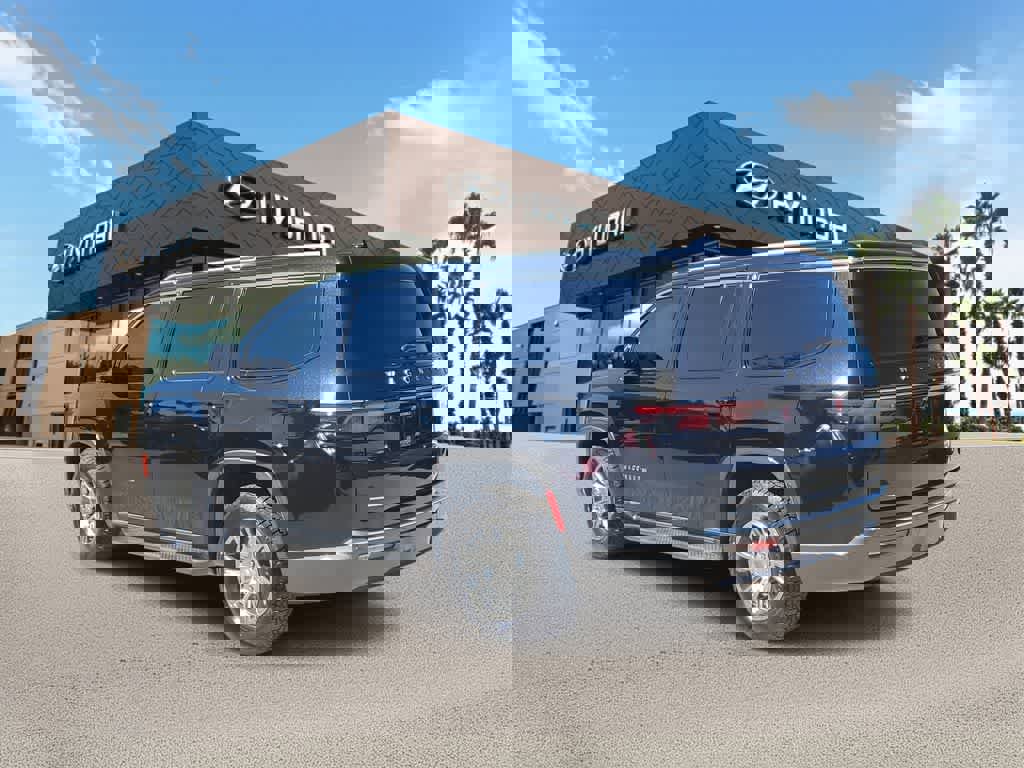 Used 2022 Jeep Wagoneer Series I image 2