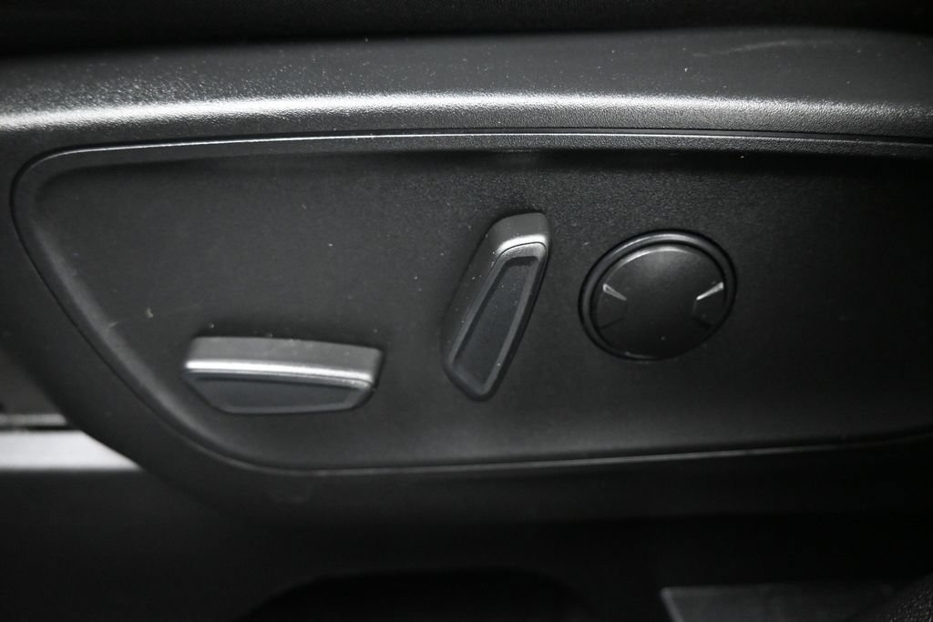 Certified 2023 Ford Escape Active FWD image 11