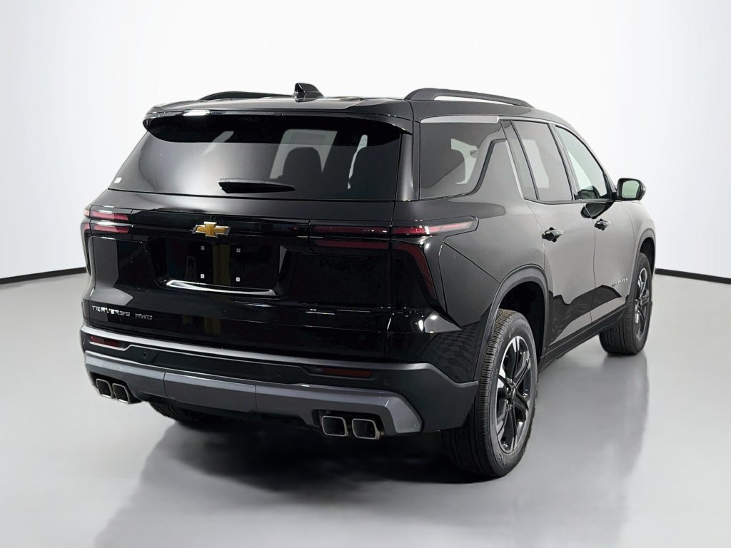 New 2027 Chevrolet Traverse LT w/ Sun and Wheel Package AWD/4WD image 7